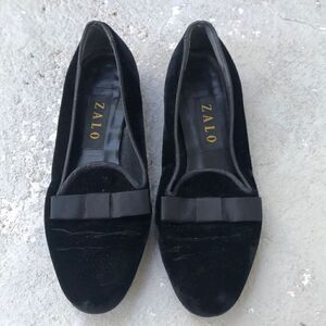 Zalo  Flats